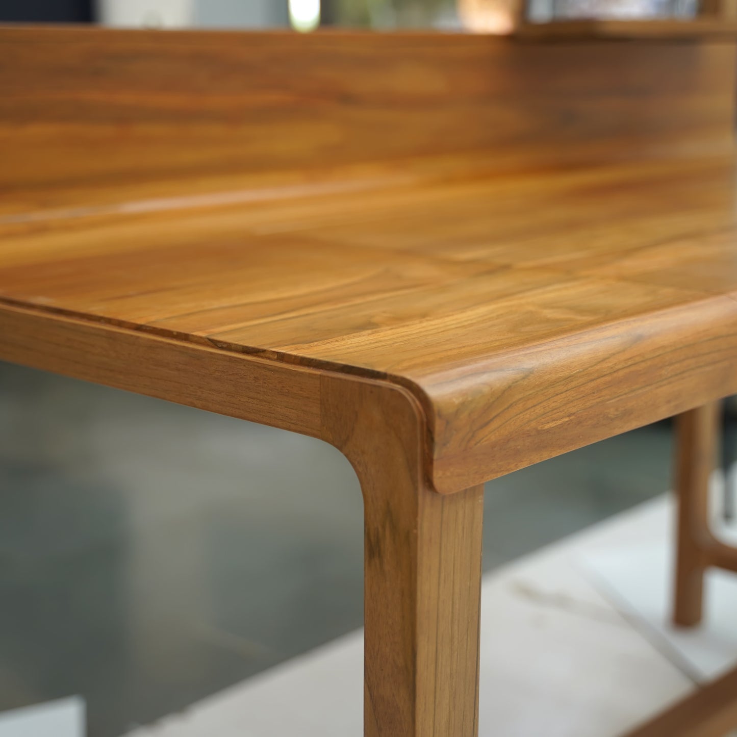 Scribe Desk